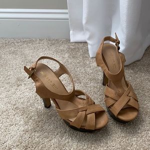 Steve Madden- Madden girl heels